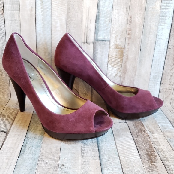 Style & Co. Plum peep-toe pumps-sz 6 - Picture 2 of 4